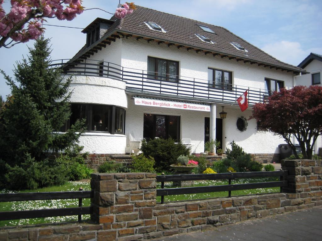 Hotel Haus Bergblick Rheinbreitbach ภายนอก รูปภาพ